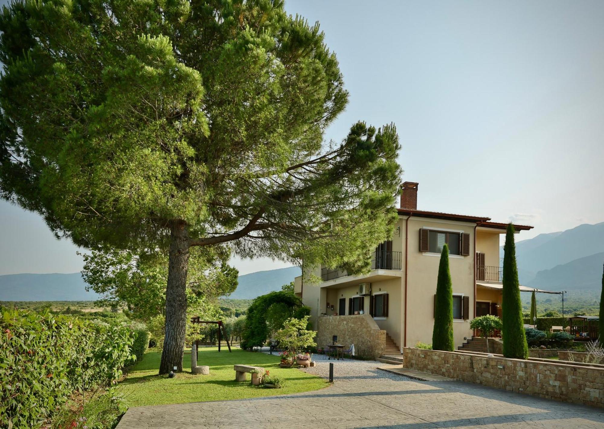 Οlives And Vines All Seasons Villa Литохоро Экстерьер фото